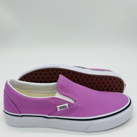 Classic Slip-On Vans - Picture 7 of 12
